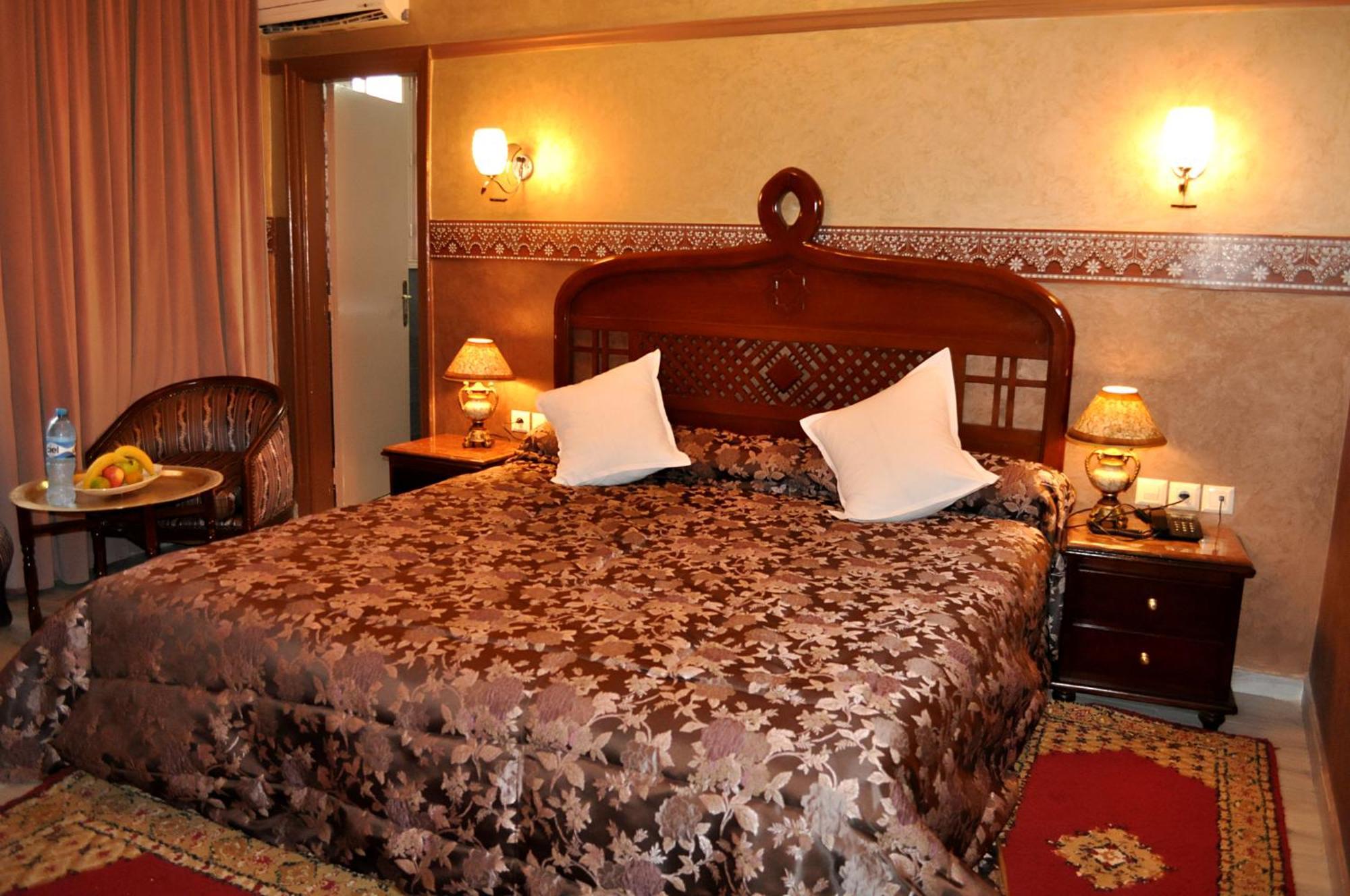 Hotel Transatlantique 4*